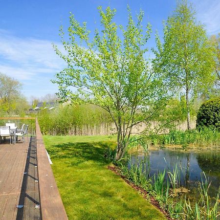Coot Lodge Somerford Keynes Экстерьер фото
